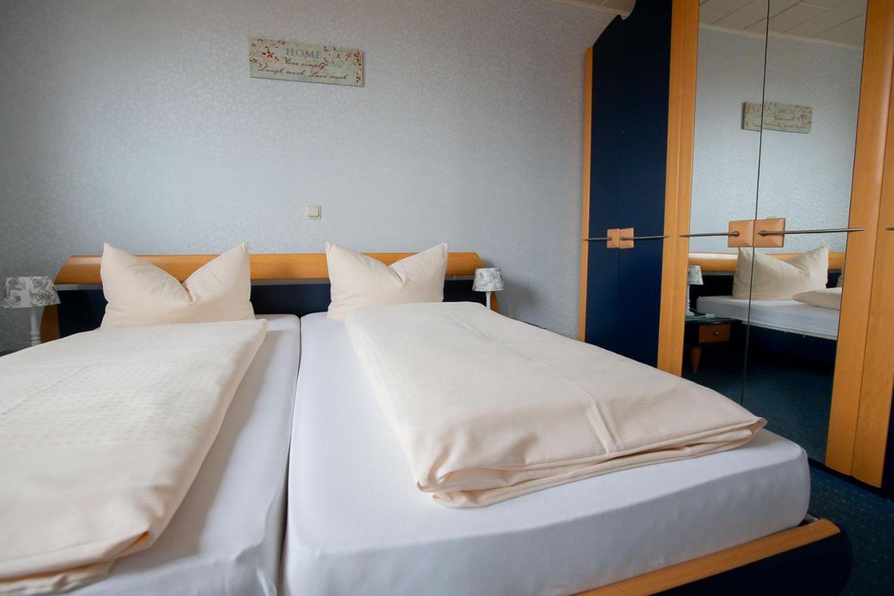 Hotel Dolgesheim Exteriér fotografie